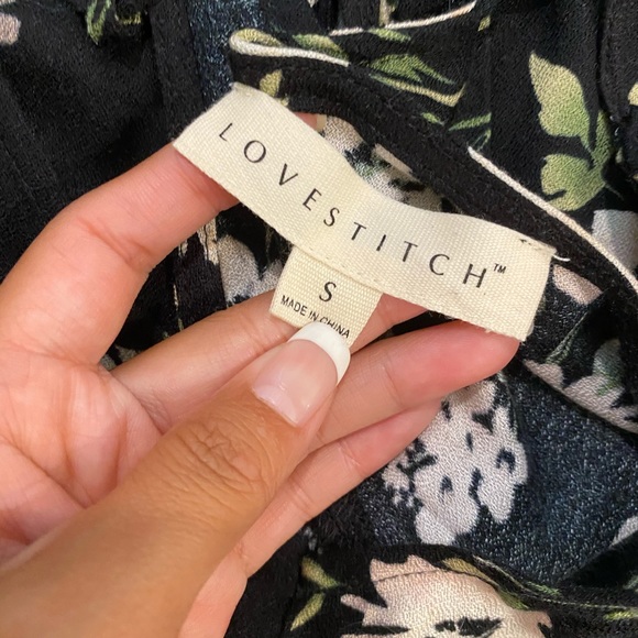 Love Stitch Black Floral Tank Top - Picture 3 of 4